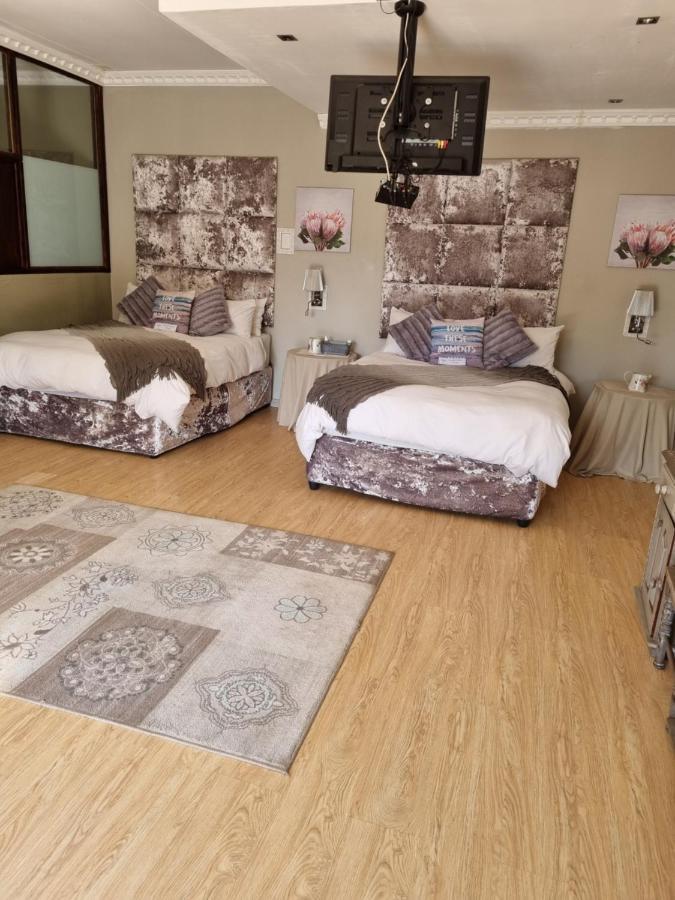@Home Guest House Zeerust Dış mekan fotoğraf